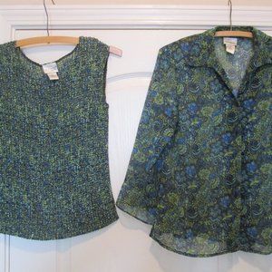 Sleeveless U-Neck Pleated Top